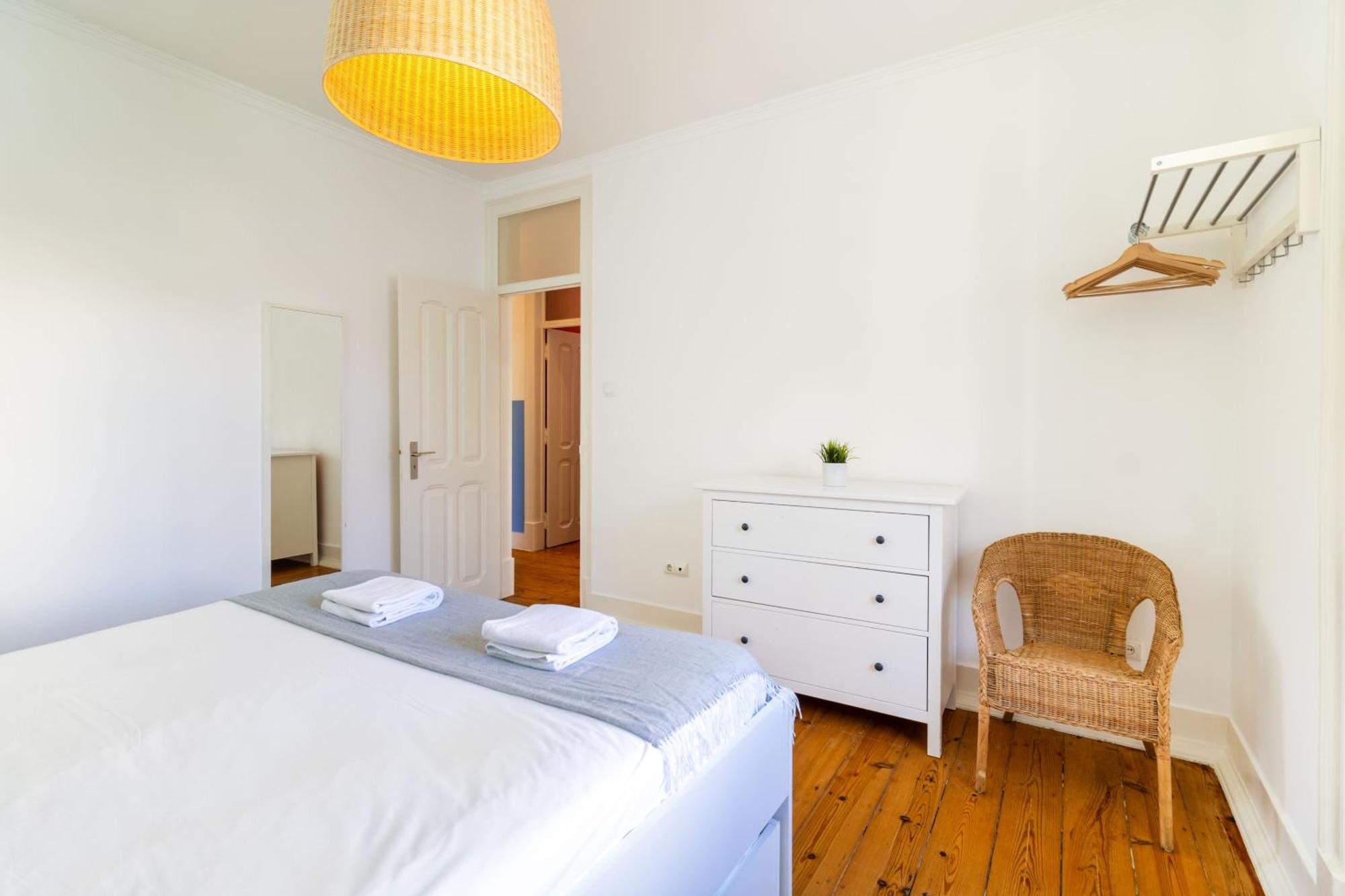 Inglaterra By Central Hill Apartments Lisbon Room photo